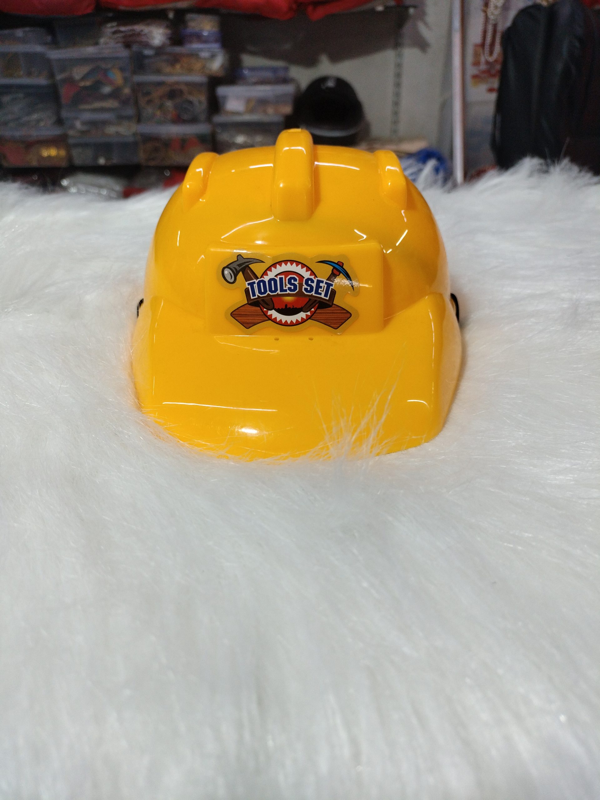 oplus_50 Yellow Construction Hats - Image 1